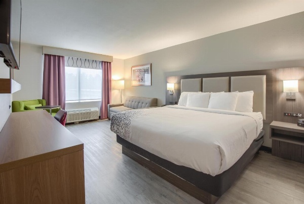 La Quinta by Wyndham Mobile Main image